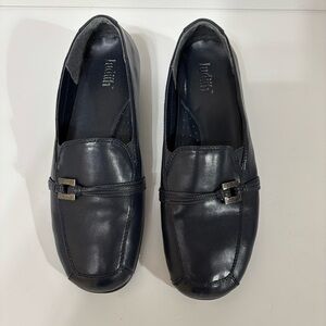 JUDITH WOMAN'S NAVY SLIP ON LOAFERS 9M
